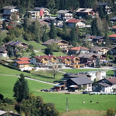 Haus Heijnen, Berggluck Incl Nationalpark Sommercard Διαμέρισμα